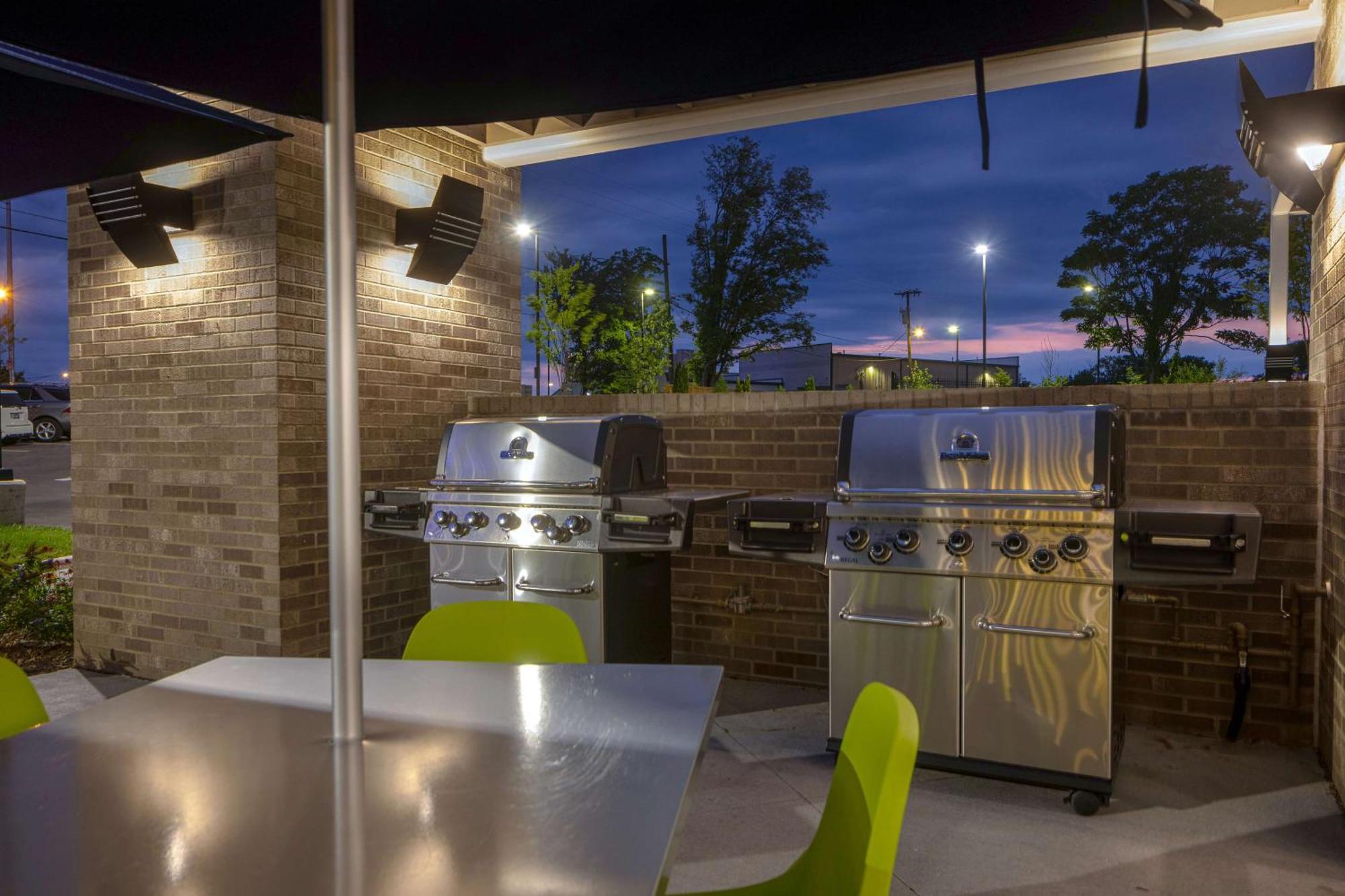 Home2 Suites By Hilton Nashville Downtown-Metrocenter Buitenkant foto